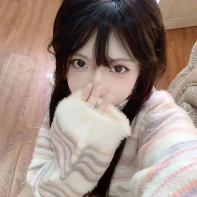 村主任和他的女友